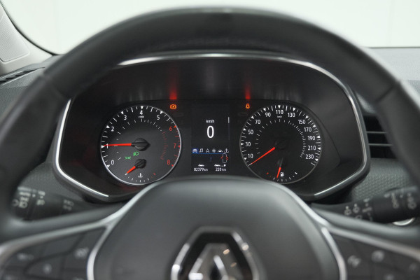 Renault Clio TCe 100 Limited | Stoelverwarming | Apple Carplay | Parkeersensoren