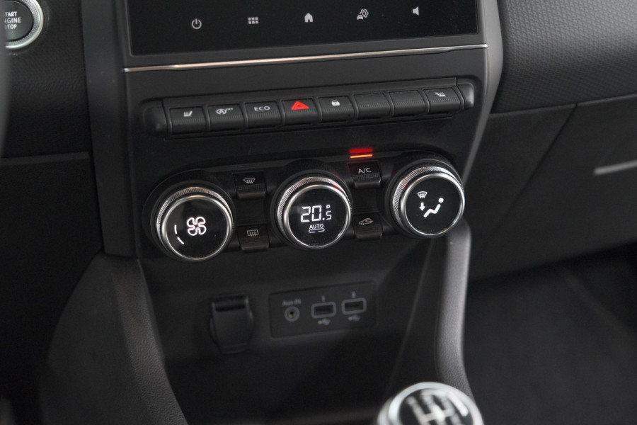 Renault Clio TCe 100 Limited | Stoelverwarming | Apple Carplay | Parkeersensoren