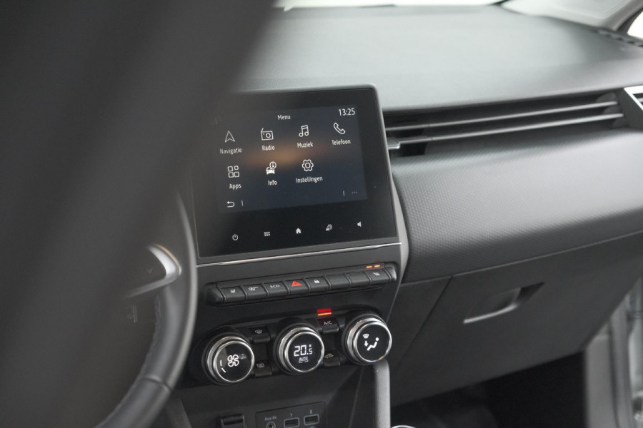 Renault Clio TCe 100 Limited | Stoelverwarming | Apple Carplay | Parkeersensoren