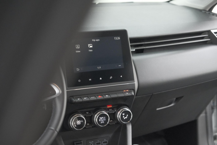 Renault Clio TCe 100 Limited | Stoelverwarming | Apple Carplay | Parkeersensoren