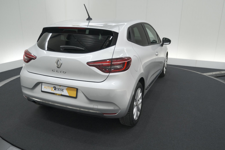 Renault Clio TCe 100 Limited | Stoelverwarming | Apple Carplay | Parkeersensoren
