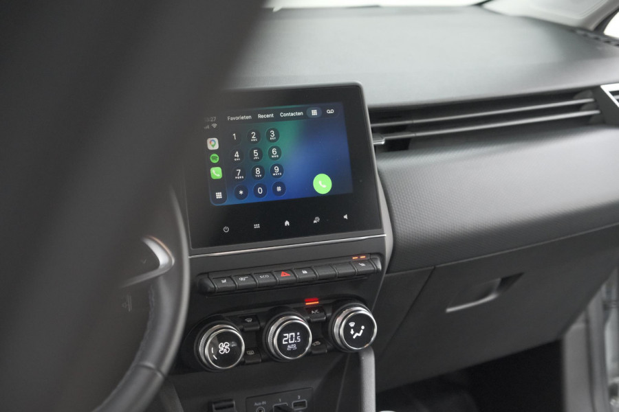 Renault Clio TCe 100 Limited | Stoelverwarming | Apple Carplay | Parkeersensoren