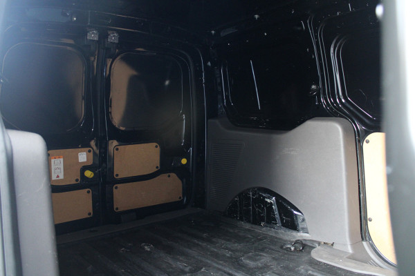 Ford Transit Connect 1.5 EcoBlue L2 Limited 120pk - Automaat - Trekhaak - Stoelverwarming - Navi - Bluetooth - Camera - Rijklaar