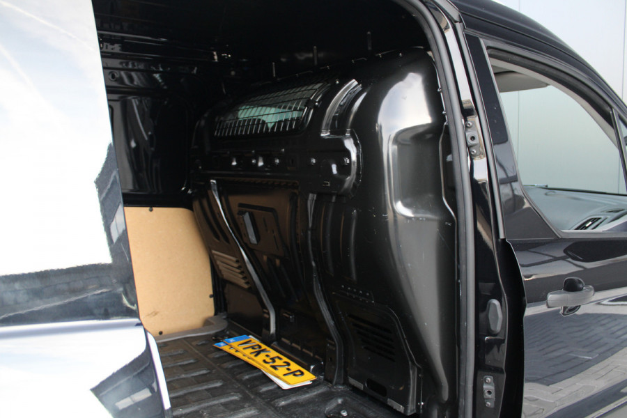 Ford Transit Connect 1.5 EcoBlue L2 Limited 120pk - Automaat - Trekhaak - Stoelverwarming - Navi - Bluetooth - Camera - Rijklaar
