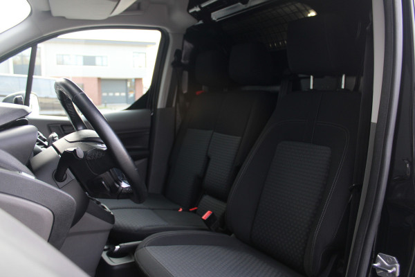 Ford Transit Connect 1.5 EcoBlue L2 Limited 120pk - Automaat - Trekhaak - Stoelverwarming - Navi - Bluetooth - Camera - Rijklaar