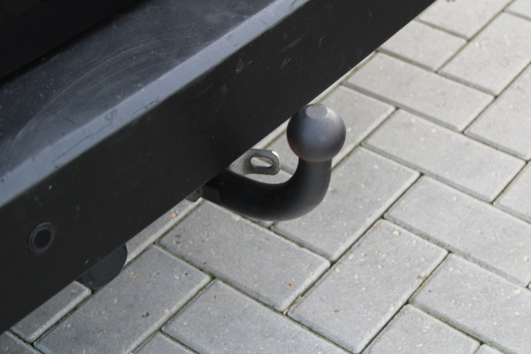 Ford Transit Connect 1.5 EcoBlue L2 Limited 120pk - Automaat - Trekhaak - Stoelverwarming - Navi - Bluetooth - Camera - Rijklaar