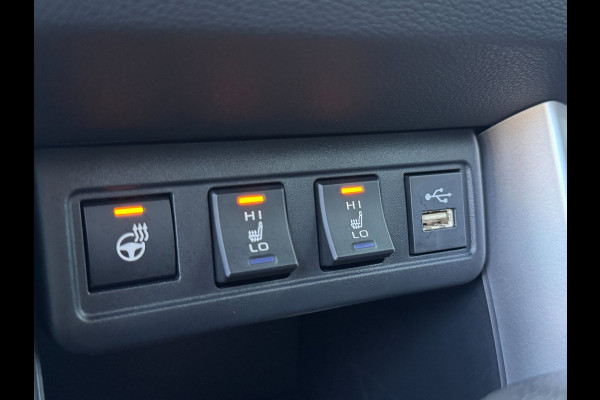 Toyota Corolla Cross Hybrid 140 Style Comfort VERWARMDE STOELEN EN STUURWIEL, CAMERA , CARPLAY, CLIMATE CONTROL / ELEKT KLEP