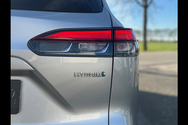 Toyota Corolla Cross Hybrid 140 Style Comfort VERWARMDE STOELEN EN STUURWIEL, CAMERA , CARPLAY, CLIMATE CONTROL / ELEKT KLEP