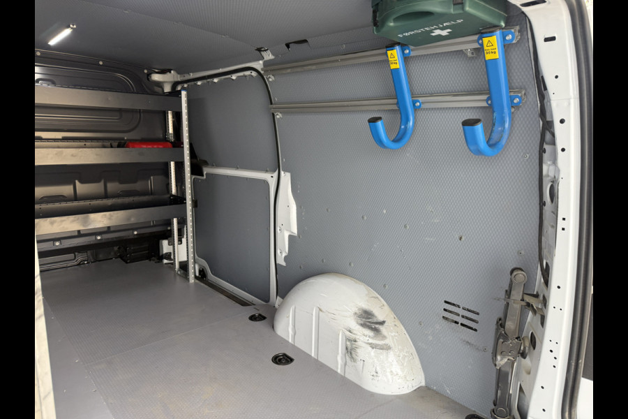 Mercedes-Benz Vito 114 CDI Automaat L2H1 Climate Control Adaptieve Cruise Carplay Inbouw Stoelverwarming