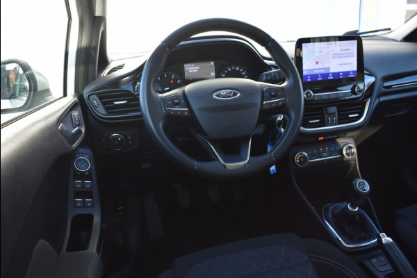 Ford Fiesta 1.1 ACTIVE PANODAK! TREKHAAK! WINTERPACK! NAVI!