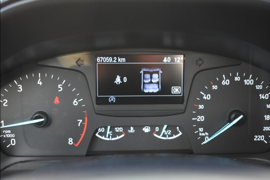 Ford Fiesta 1.1 ACTIVE PANODAK! TREKHAAK! WINTERPACK! NAVI!