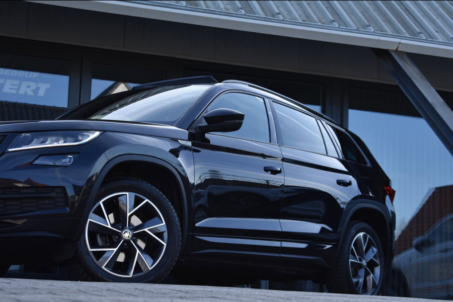 Škoda Kodiaq 1.5 TSI Sportline | TREKHAAK | ADAPT. CRUISE | NAP | CANTON | PANORAMADAK | DEALER ONDERHOUDEN