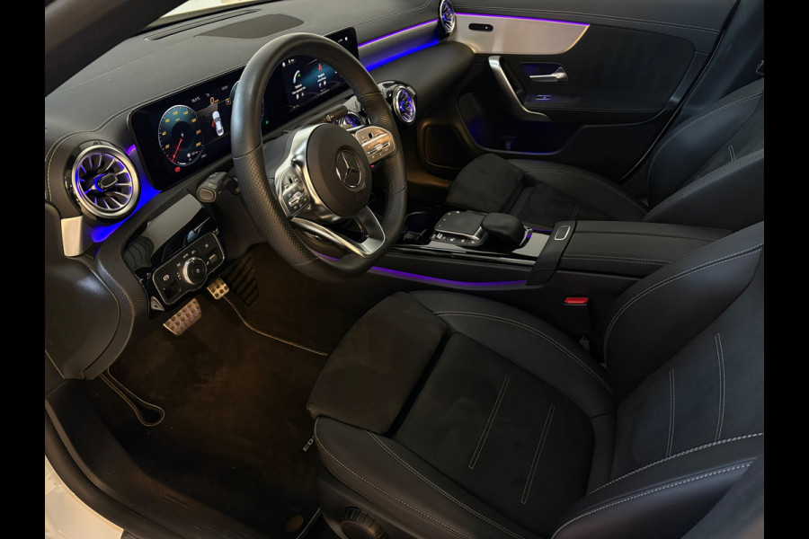 Mercedes-Benz CLA-Klasse 200 Edition, Pano, Sfeer, Burmester, Applecarplay