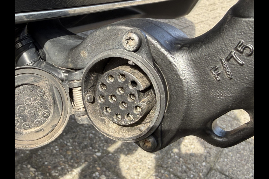 Volkswagen Passat Variant 1.4 TSI PHEV GTE / Trekhaak (1.600 KG) / Keyless / Carplay / Sensoren V+A / camera /