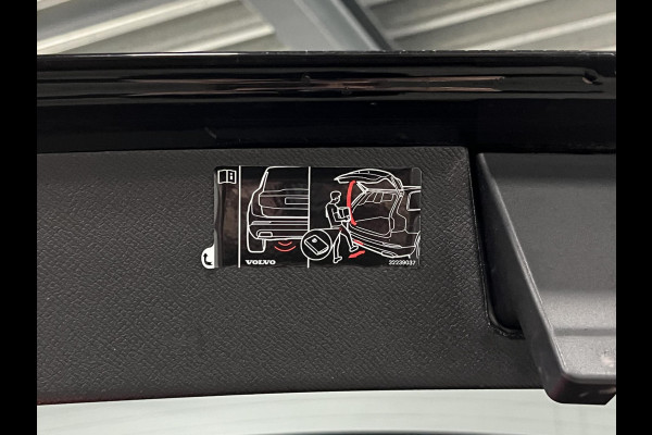 Volvo XC90 2.0 T8 Plug-in hybrid AWD Ultra Dark Luchtvering | Trekhaak | Bowers & Wilkins | Adapt. cruise | Open dak | 360 camera | Head-up | Memory | Stuur-/stoelverwarming