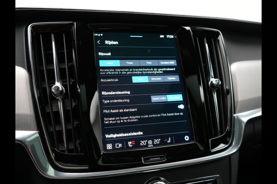 Volvo V90 T6 AWD Ultimate Dark PHEV 350pk Dealer O.H. | Panodak | Head Up | 360 Camera | Adaptive Cruise | Harman / Kardon | Lederen Sportstoelen Memory & Ventilatie | Keyless | Stoelen & Stuur Verwarmd | Apple Carplay | Virtual | DAB | Plug In Hybrid