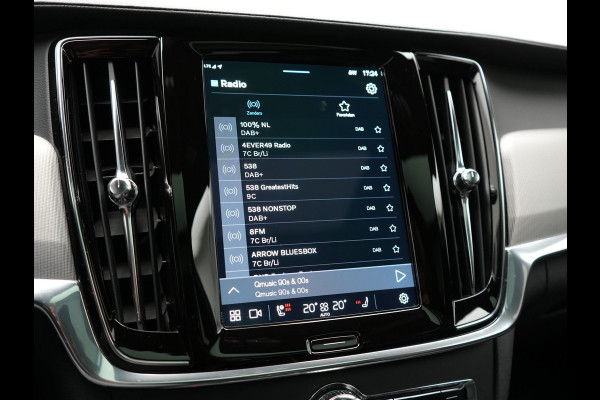 Volvo V90 T6 AWD Ultimate Dark PHEV 350pk Dealer O.H. | Panodak | Head Up | 360 Camera | Adaptive Cruise | Harman / Kardon | Lederen Sportstoelen Memory & Ventilatie | Keyless | Stoelen & Stuur Verwarmd | Apple Carplay | Virtual | DAB | Plug In Hybrid