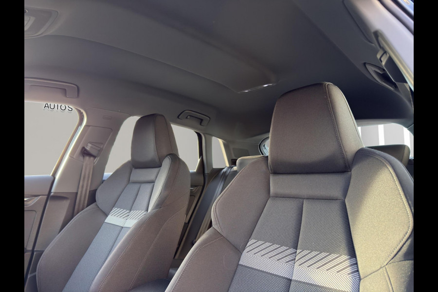 Audi A3 Sportback 30 TFSI Business edition | Sportstoelen | Navi | Virtual Cockpit | Led | Parkeerhulp |