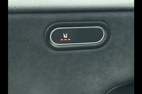 Mercedes-Benz A-Klasse 220 Premium Plus AMG-Line(Goed OnderH, Panorama, Carplay, Stoelen, StoelV, Navi, Etc)