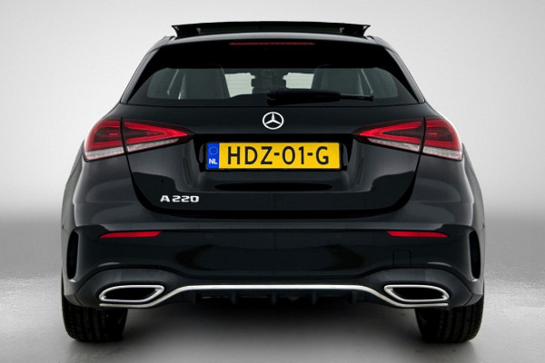 Mercedes-Benz A-Klasse 220 Premium Plus AMG-Line(Goed OnderH, Panorama, Carplay, Stoelen, StoelV, Navi, Etc)