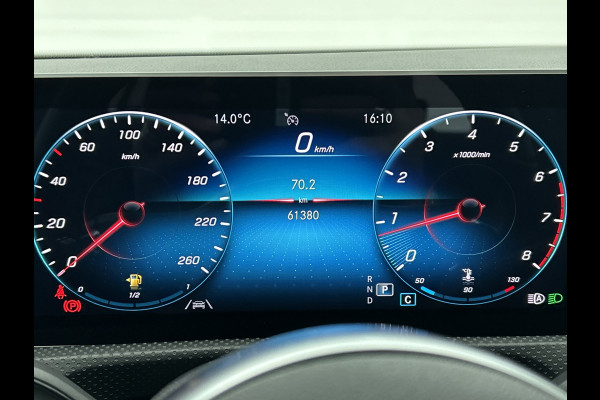 Mercedes-Benz A-Klasse 220 Premium Plus AMG-Line(Goed OnderH, Panorama, Carplay, Stoelen, StoelV, Navi, Etc)
