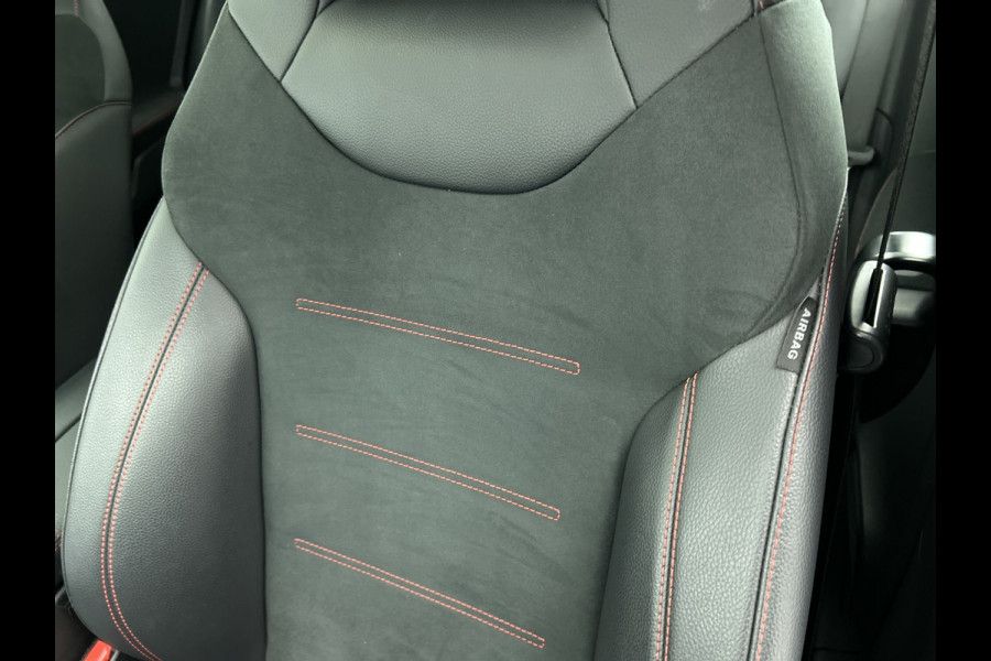 Mercedes-Benz A-Klasse 220 Premium Plus AMG-Line(Goed OnderH, Panorama, Carplay, Stoelen, StoelV, Navi, Etc)