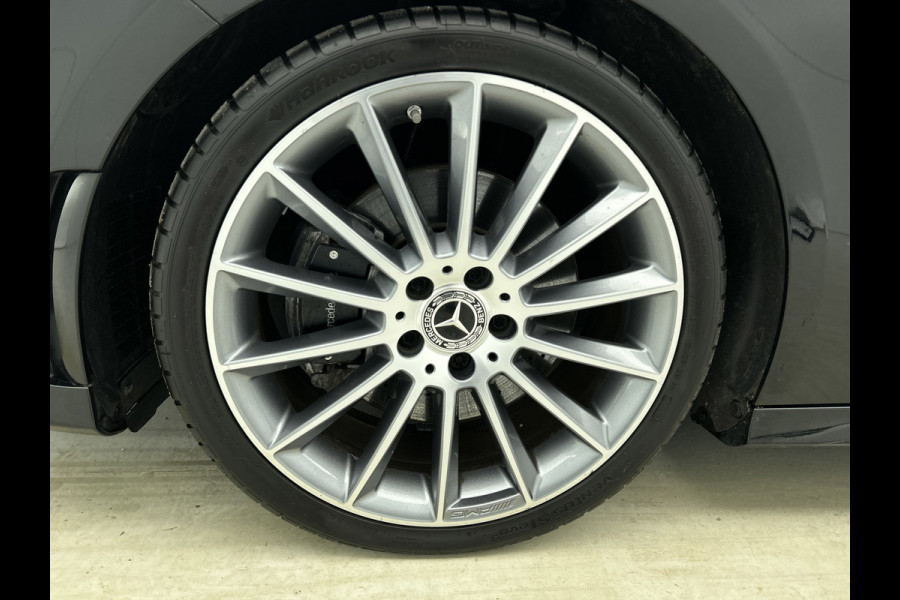 Mercedes-Benz A-Klasse 220 Premium Plus AMG-Line(Goed OnderH, Panorama, Carplay, Stoelen, StoelV, Navi, Etc)