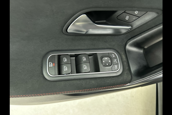 Mercedes-Benz A-Klasse 220 Premium Plus AMG-Line(Goed OnderH, Panorama, Carplay, Stoelen, StoelV, Navi, Etc)