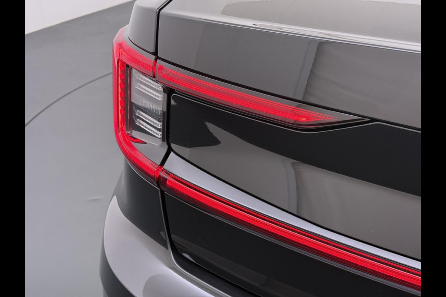 Polestar 2 Long Range Single Motor 78 kWh VAN €30.900,- NU VOOR SLECHTS €27.877,- Uw LENTEVOORDEEL €3.023,- | SOH 94%| ELEK. STOEL MET MEMORY| DODE HOEK SENSOR| STOELVERWARMING| ELEK. ACHTERKLEP| 360 CAMERA| ADAPTIVE CRUISE CONTROL | RIJKLAAR GELEVERD MET 12 MND BOVAG GARANTIE |