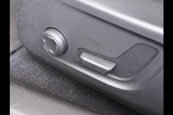 Polestar 2 Long Range Single Motor 78 kWh VAN €30.900,- NU VOOR SLECHTS €27.877,- Uw LENTEVOORDEEL €3.023,- | SOH 94%| ELEK. STOEL MET MEMORY| DODE HOEK SENSOR| STOELVERWARMING| ELEK. ACHTERKLEP| 360 CAMERA| ADAPTIVE CRUISE CONTROL | RIJKLAAR GELEVERD MET 12 MND BOVAG GARANTIE |