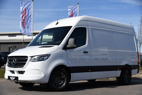 Mercedes-Benz Sprinter 319 V6 3.0 CDI L2H2 PB Edition Cruise, 360 Camera, Carplay, LED, 190pk, Leder, Multimedia, Uniek!