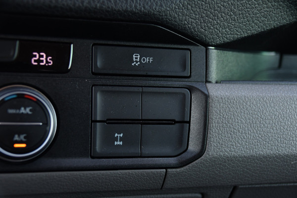 MAN TGE 3.180 35 2.0 L3H2 4x4 DC Cruise, Camera, Carplay, LED, Voorruit verwarming, Multimedia, 177pk, Automaat, Uniek!