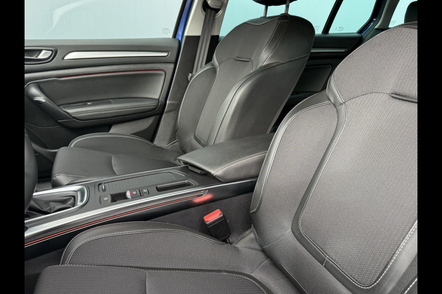 Renault Mégane Estate BWJ 2023 | 1.3T 141PK Techno AUTOMAAT | TREKHAAK | CAMERA A | 18'' LMV | CARPLAY | LEDER/STOF | CLIMA | NAVI |