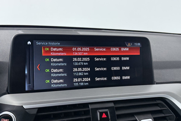 BMW X3 XDrive20i Launch Edition High Executive (TREKHAAK, STOEL/STUUR VERWARMING, DIGITALE COCKPIT, DEALER ONDERHOUDEN)