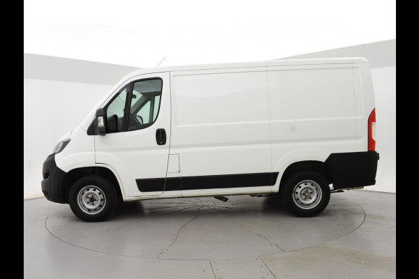 Peugeot Boxer 330 2.0 BLUEHDI 130 PK EURO 6 + CAMERA | TREKHAAK | NAVIGATIE | CRUISE | AIRCO