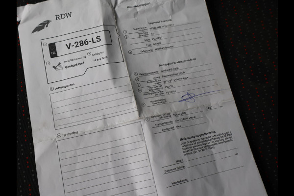 Peugeot Boxer 330 2.0 BLUEHDI 130 PK EURO 6 + CAMERA | TREKHAAK | NAVIGATIE | CRUISE | AIRCO