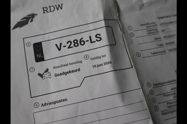 Peugeot Boxer 330 2.0 BLUEHDI 130 PK EURO 6 + CAMERA | TREKHAAK | NAVIGATIE | CRUISE | AIRCO