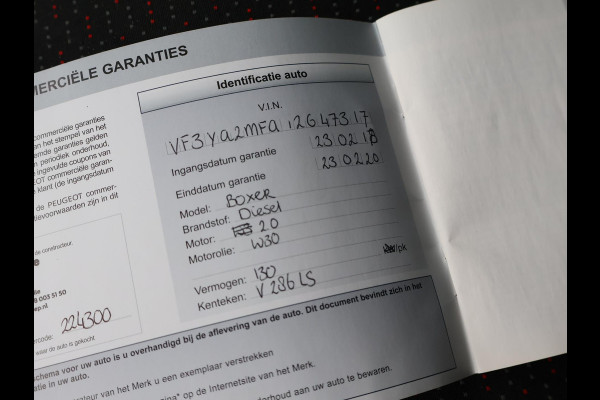 Peugeot Boxer 330 2.0 BLUEHDI 130 PK EURO 6 + CAMERA | TREKHAAK | NAVIGATIE | CRUISE | AIRCO