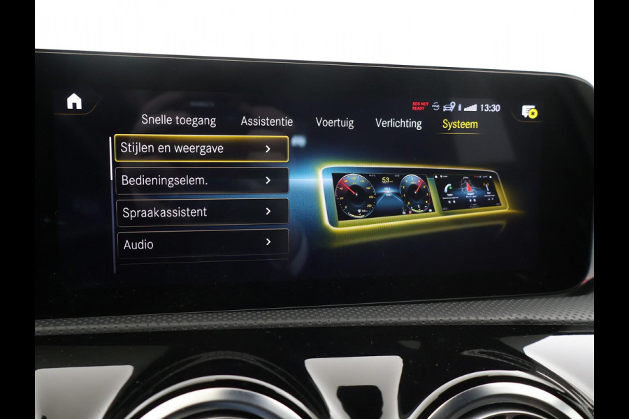 Mercedes-Benz A-Klasse 180 AUT. AMG SPORT + MBUX | SFEERVERLICHTING | CAMERA | SPORTSTOELEN