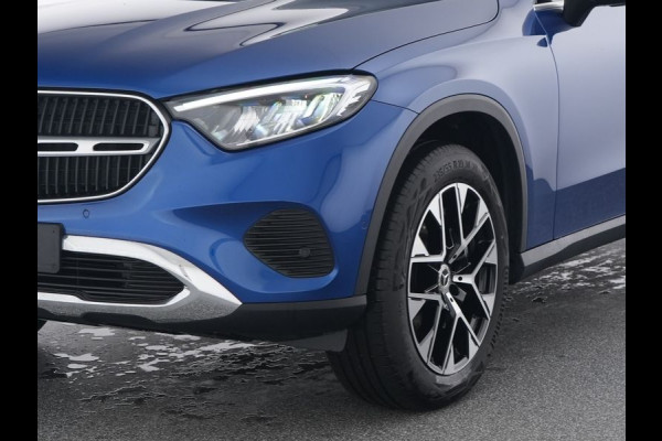 Mercedes-Benz GLC 300 e 4MATIC Plug-In Hybride Panorama Schuif-Kanteldak | Trekhaak | Memory Pakket | Stoel en Stuurverwarming. Inclusief 24 maanden MB Certified garantie voor Europa.