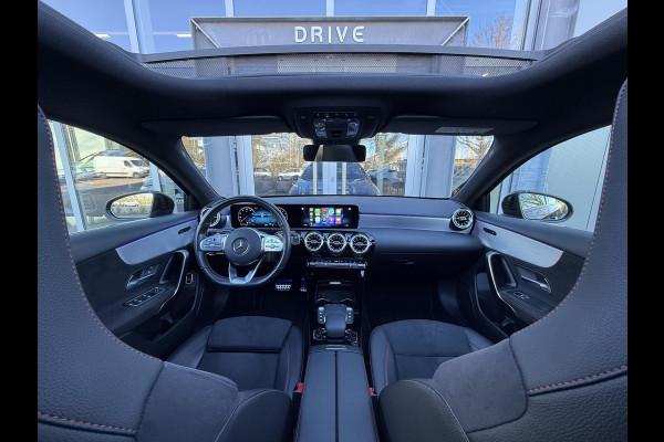 Mercedes-Benz A-Klasse 250 e Bus. Sol. AMG Limited Night|Pano|Cam|Sfeer|Trekhaak