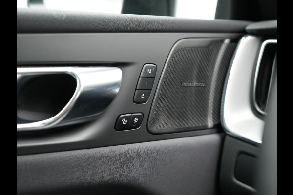 Volvo XC60 T6 AWD Plus Dark PHEV 350pk Dealer O.H. | Panodak | Camera | Harman / Kardon | Lederen Sportstoelen Memory & Verwarmd | 21"L.M | Keyless | Google Assistent | Apple Carplay | Stuur Verwarmd | DAB | Plug In Hybrid |