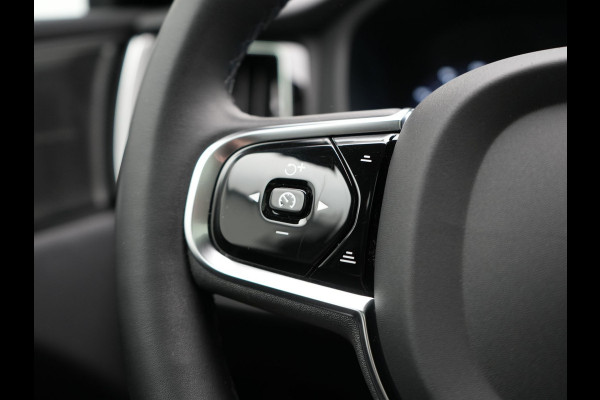 Volvo XC60 T6 AWD Plus Dark PHEV 350pk Dealer O.H. | Panodak | Camera | Harman / Kardon | Lederen Sportstoelen Memory & Verwarmd | 21"L.M | Keyless | Google Assistent | Apple Carplay | Stuur Verwarmd | DAB | Plug In Hybrid |