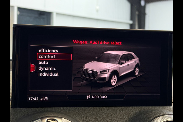 Audi Q2 35 TFSI 3x S-Line CarPlay Camera