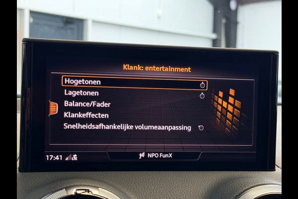Audi Q2 35 TFSI 3x S-Line CarPlay Camera