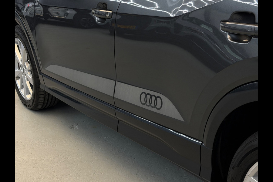 Audi Q2 35 TFSI 3x S-Line CarPlay Camera