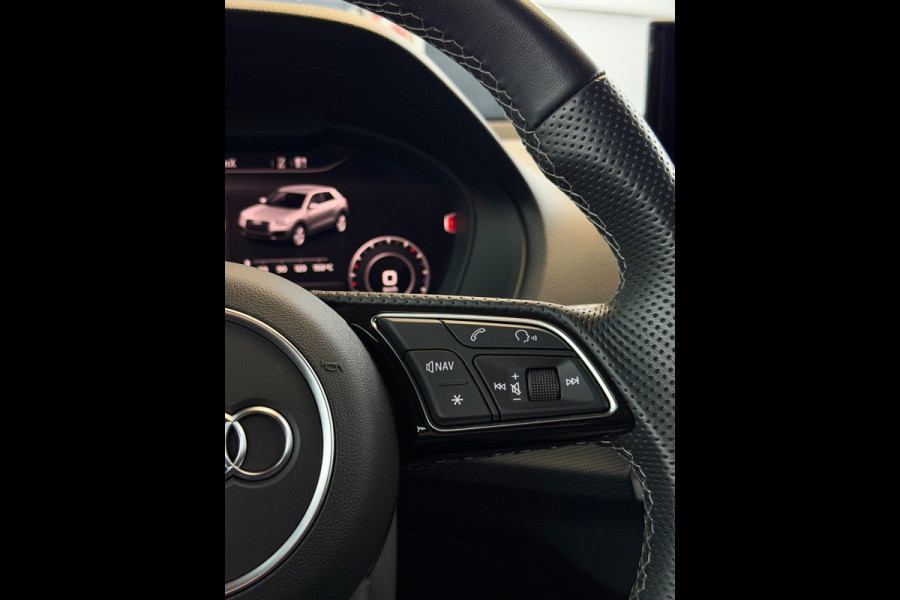 Audi Q2 35 TFSI 3x S-Line CarPlay Camera