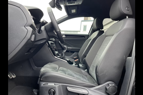 Volkswagen T-Roc 1.5 TSI R-LINE Blackstyle ** LED, VIRTUAL, ACC, MASSAGE, VERW. STUUR, 18-inch LMV ** 1e EIG - Slechts 27.061km. ** ** INFORMEER OOK NAAR ONZE AANTREKKELIJKE FINANCIAL-LEASE TARIEVEN **