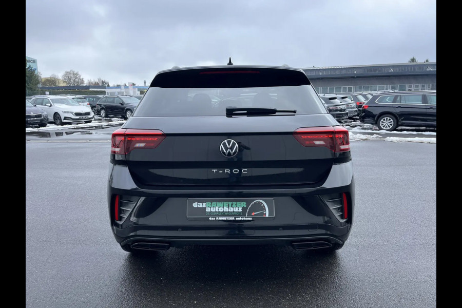 Volkswagen T-Roc 1.5 TSI R-LINE Blackstyle ** LED, VIRTUAL, ACC, MASSAGE, VERW. STUUR, 18-inch LMV ** 1e EIG - Slechts 27.061km. ** ** INFORMEER OOK NAAR ONZE AANTREKKELIJKE FINANCIAL-LEASE TARIEVEN **