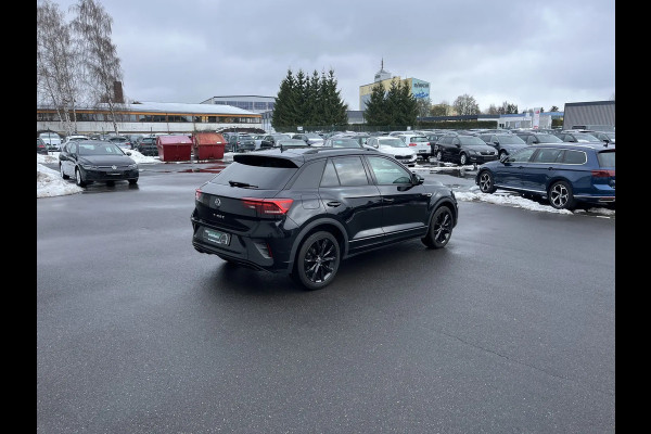 Volkswagen T-Roc 1.5 TSI R-LINE Blackstyle ** LED, VIRTUAL, ACC, MASSAGE, VERW. STUUR, 18-inch LMV ** 1e EIG - Slechts 27.061km. ** ** INFORMEER OOK NAAR ONZE AANTREKKELIJKE FINANCIAL-LEASE TARIEVEN **